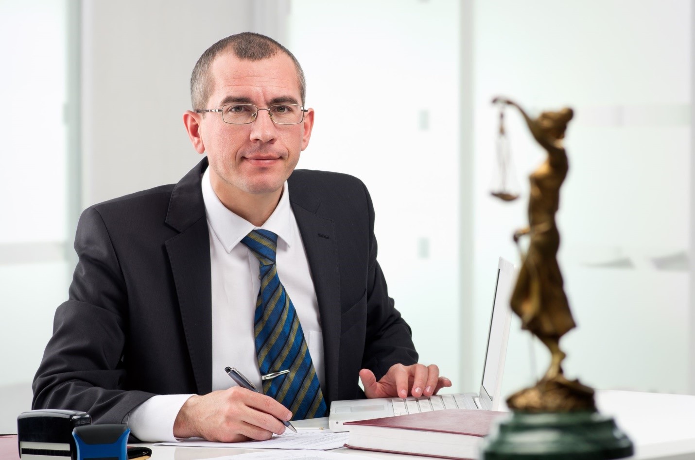 5 Things to Consider Before You Hire A Probate Attorney